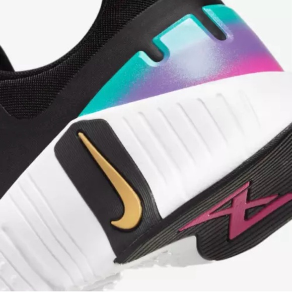 NWOB Nike Free Metcon 5 Fireberry Gold Black. New Without Box. Women’s Size 9.5 - Picture 7 of 10